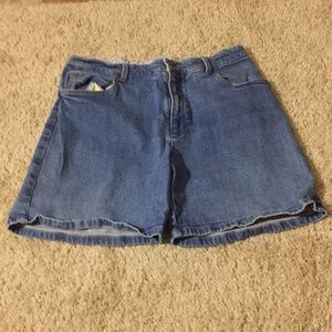 Jones Sport Jean Shorts